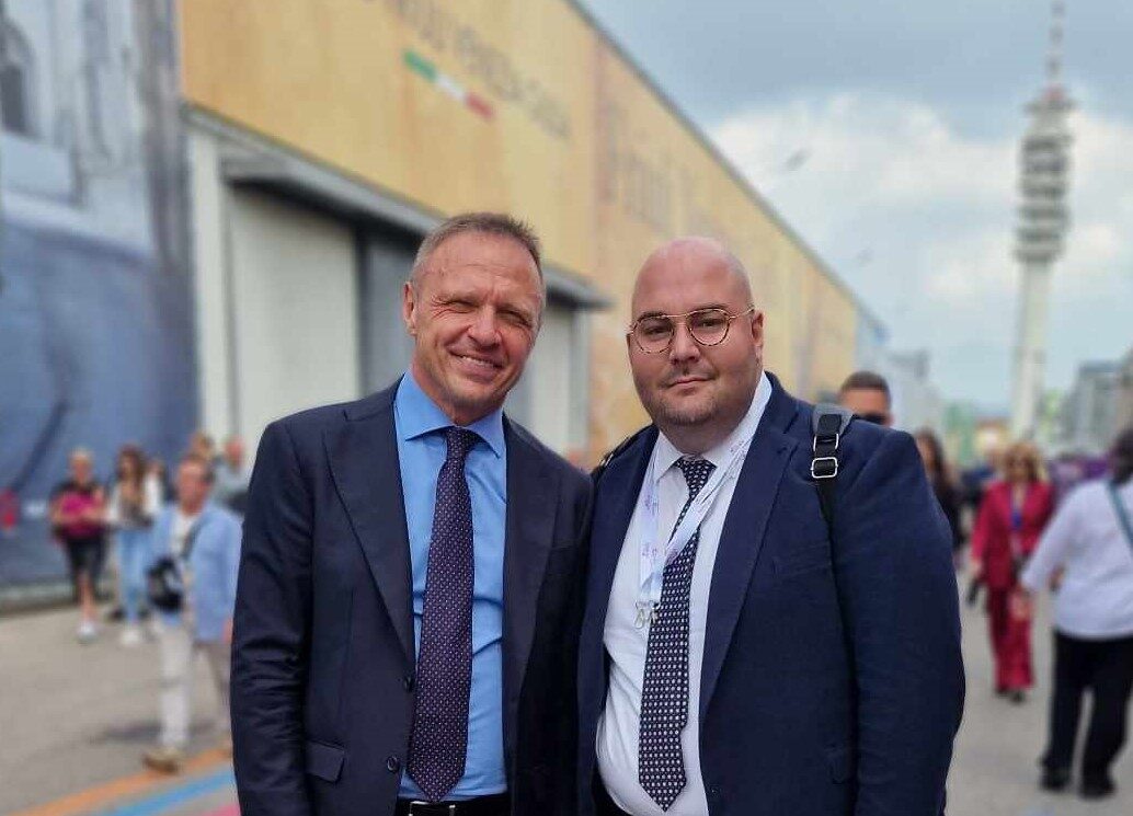 Immagine di copertina: Il Sindaco al Vinitaly